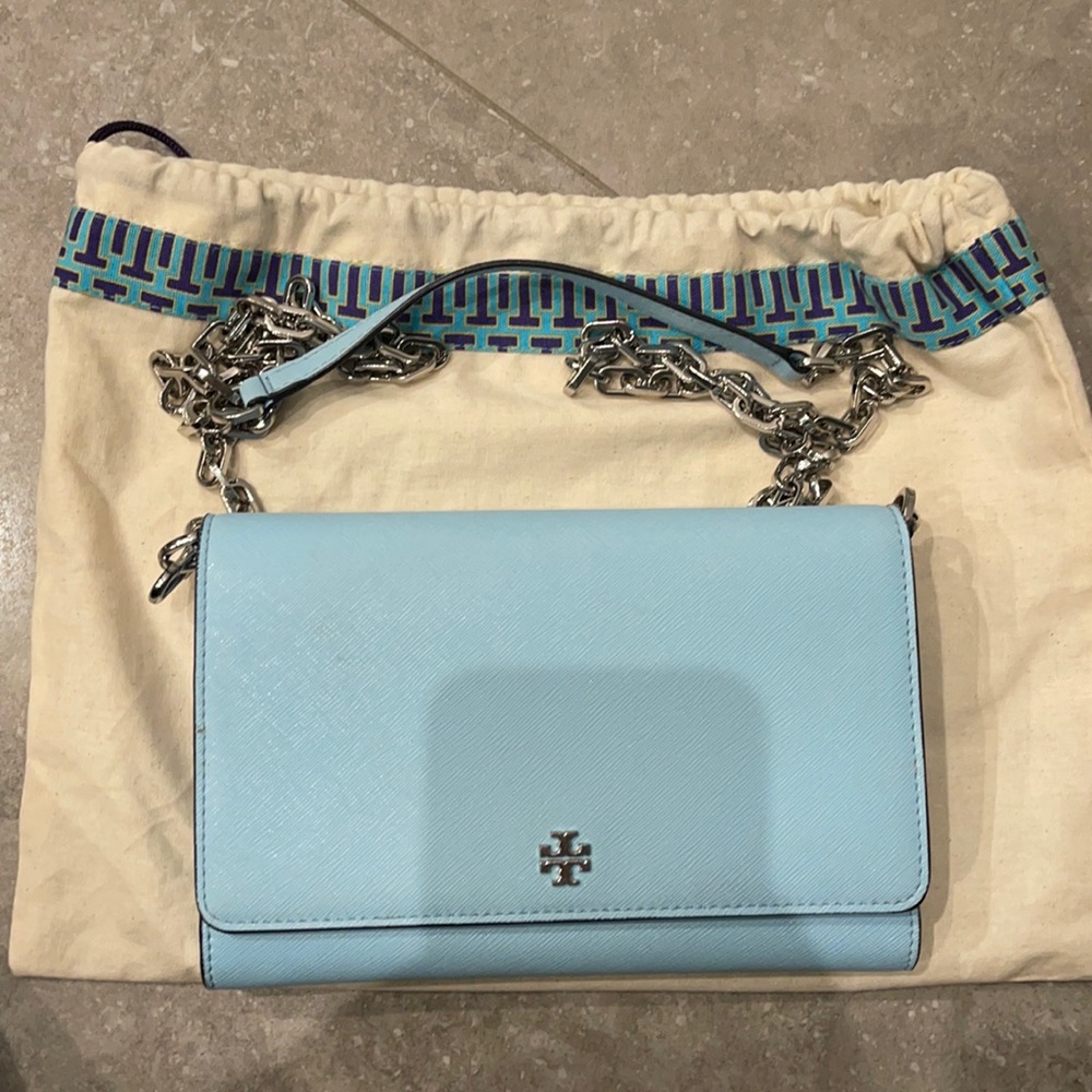 Light blue Tory Burch wallet bag
